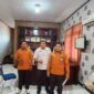 Kepala Dinas Perkebunan Fakfak Widhi Asmoro Jati Bersama perwakilan BPS Fakfak, Jaya Sinaga, S.ST dalam konfirmasi dan validasi data. 